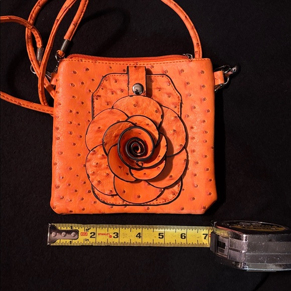 Orange crossbody bag - Picture 6 of 6